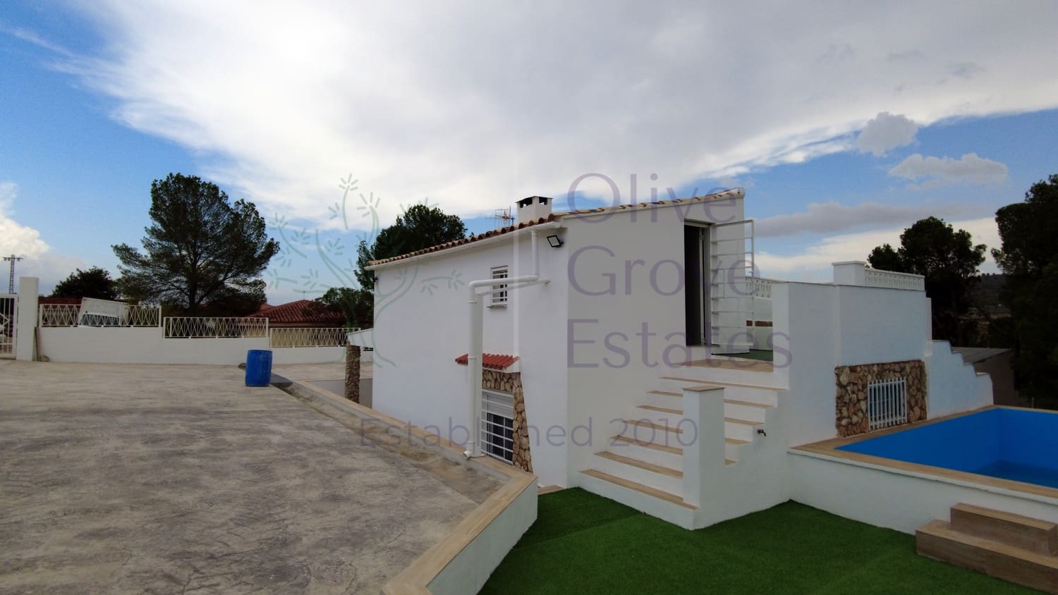 3 soveværelse Villa til salg i Caudete med swimmingpool garage - € 165.000 (Ref: 8506850)