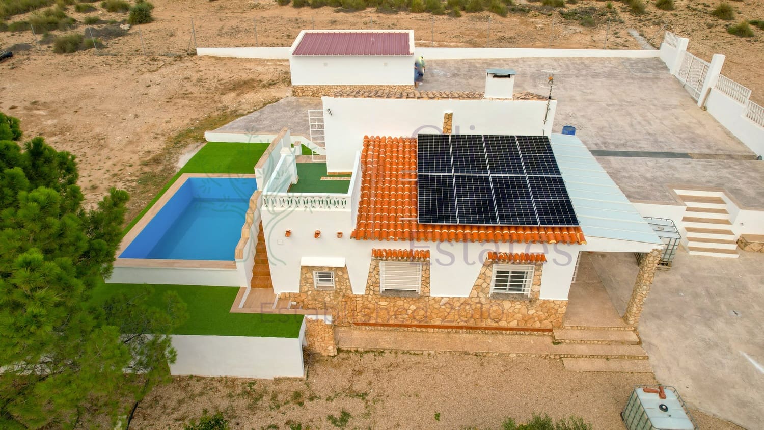 3 soveværelse Villa til salg i Caudete med swimmingpool garage - € 165.000 (Ref: 8506850)