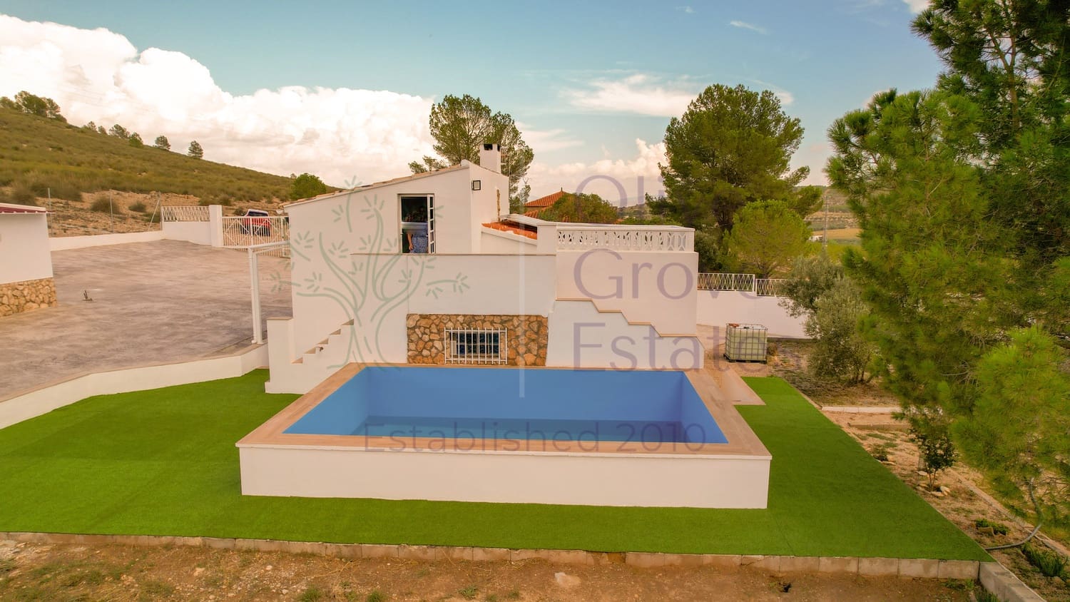 3 soveværelse Villa til salg i Caudete med swimmingpool garage - € 165.000 (Ref: 8506850)