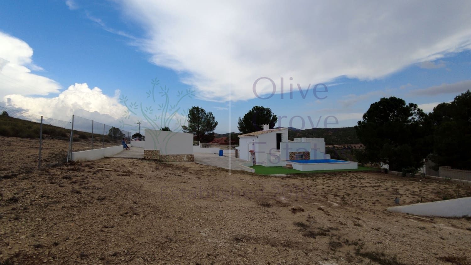 3 soveværelse Villa til salg i Caudete med swimmingpool garage - € 165.000 (Ref: 8506850)