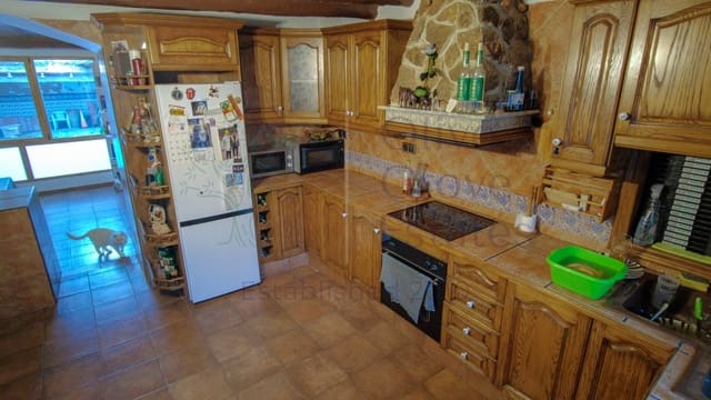 5 sovrum Finca/Hus på landet till salu i Yecla - 129 950 € (Ref: 8625386)