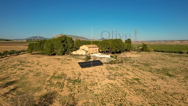 6 bedroom Townhouse for sale in Caudete - € 449,950 (Ref: 8669572)