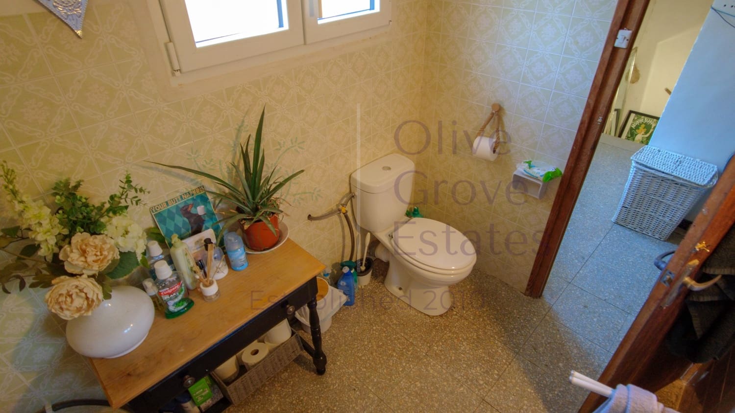 6 chambre Maison de Ville à vendre à Caudete - 449 950 € (Ref: 8669572)