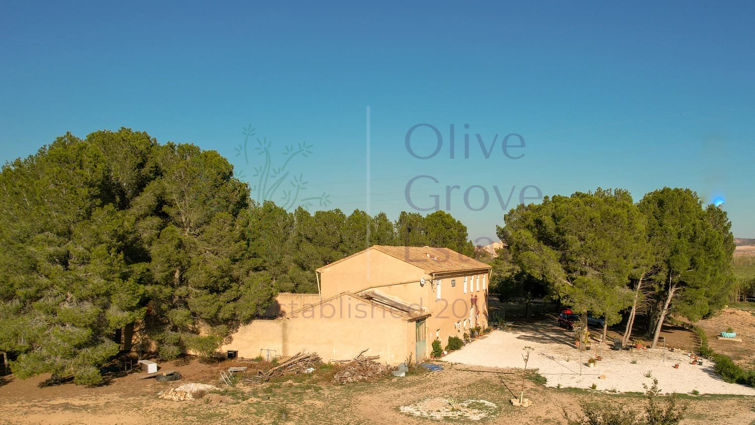 6 chambre Maison de Ville à vendre à Caudete - 449 950 € (Ref: 8669572)