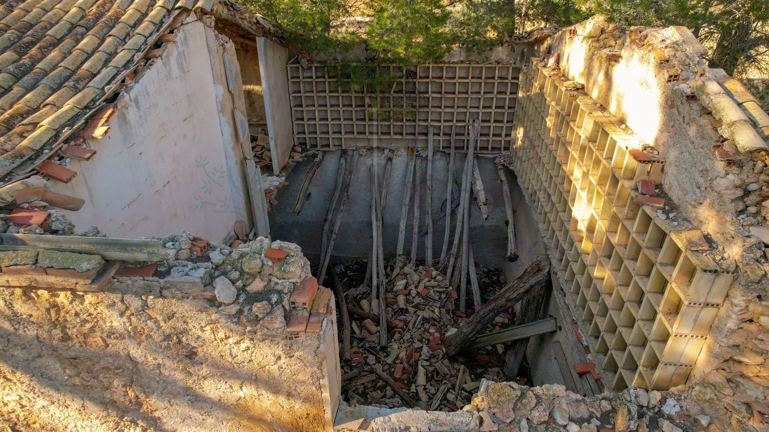 6 chambre Maison de Ville à vendre à Caudete - 449 950 € (Ref: 8669572)