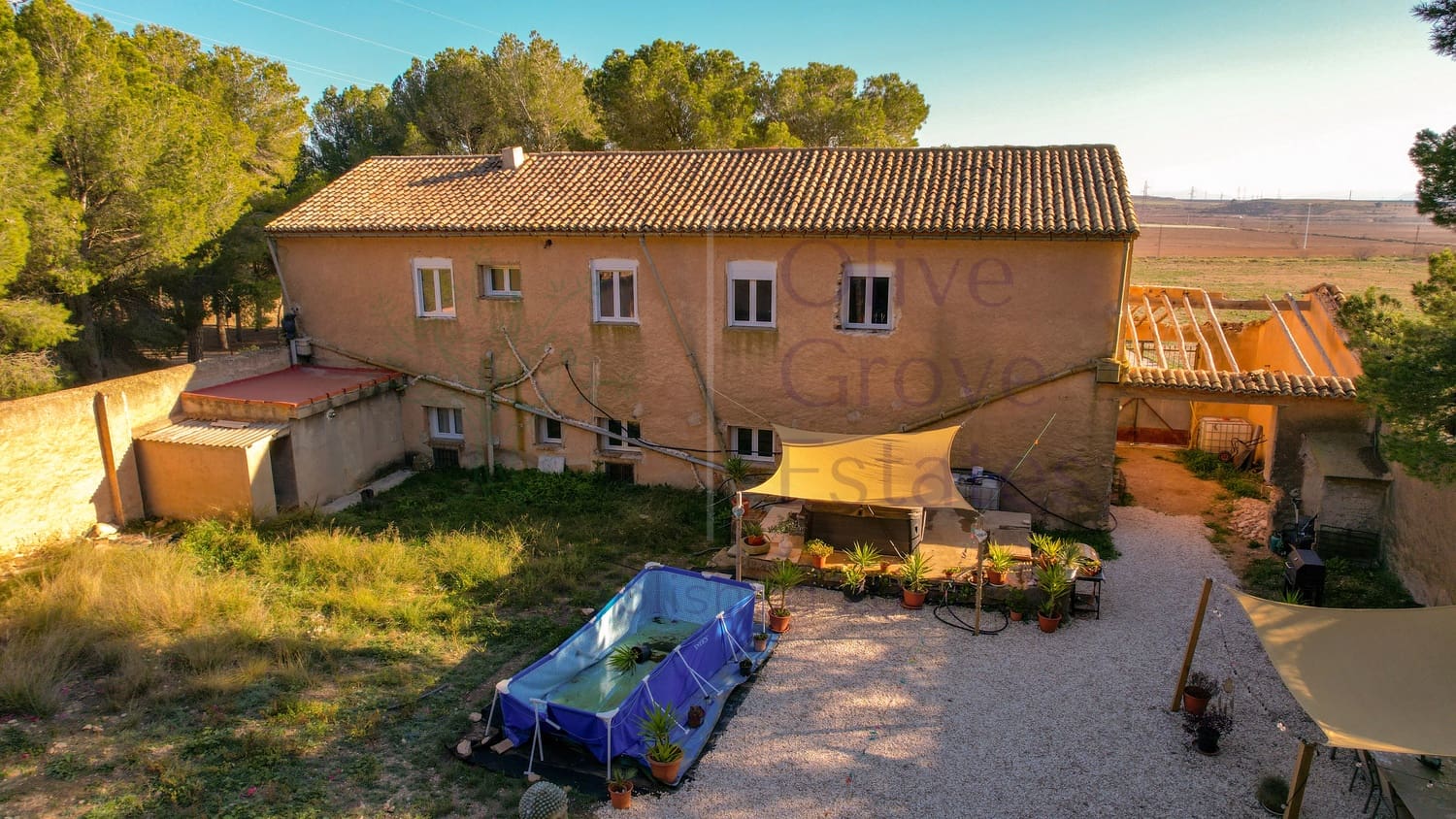 6 chambre Maison de Ville à vendre à Caudete - 449 950 € (Ref: 8669572)