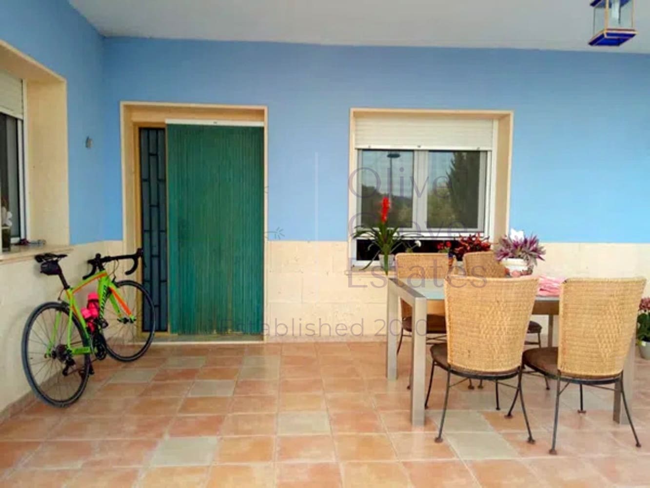 5 bedroom Villa for sale in Yecla with pool - € 359,950 (Ref: 8746207)