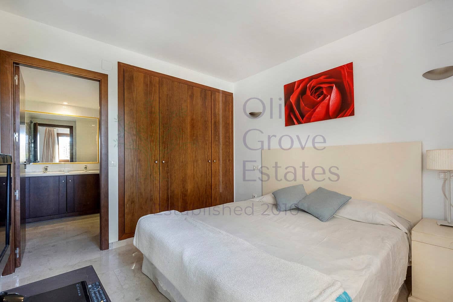 2 bedroom Apartment for sale in Torrevieja - € 249,950 (Ref: 8772717)