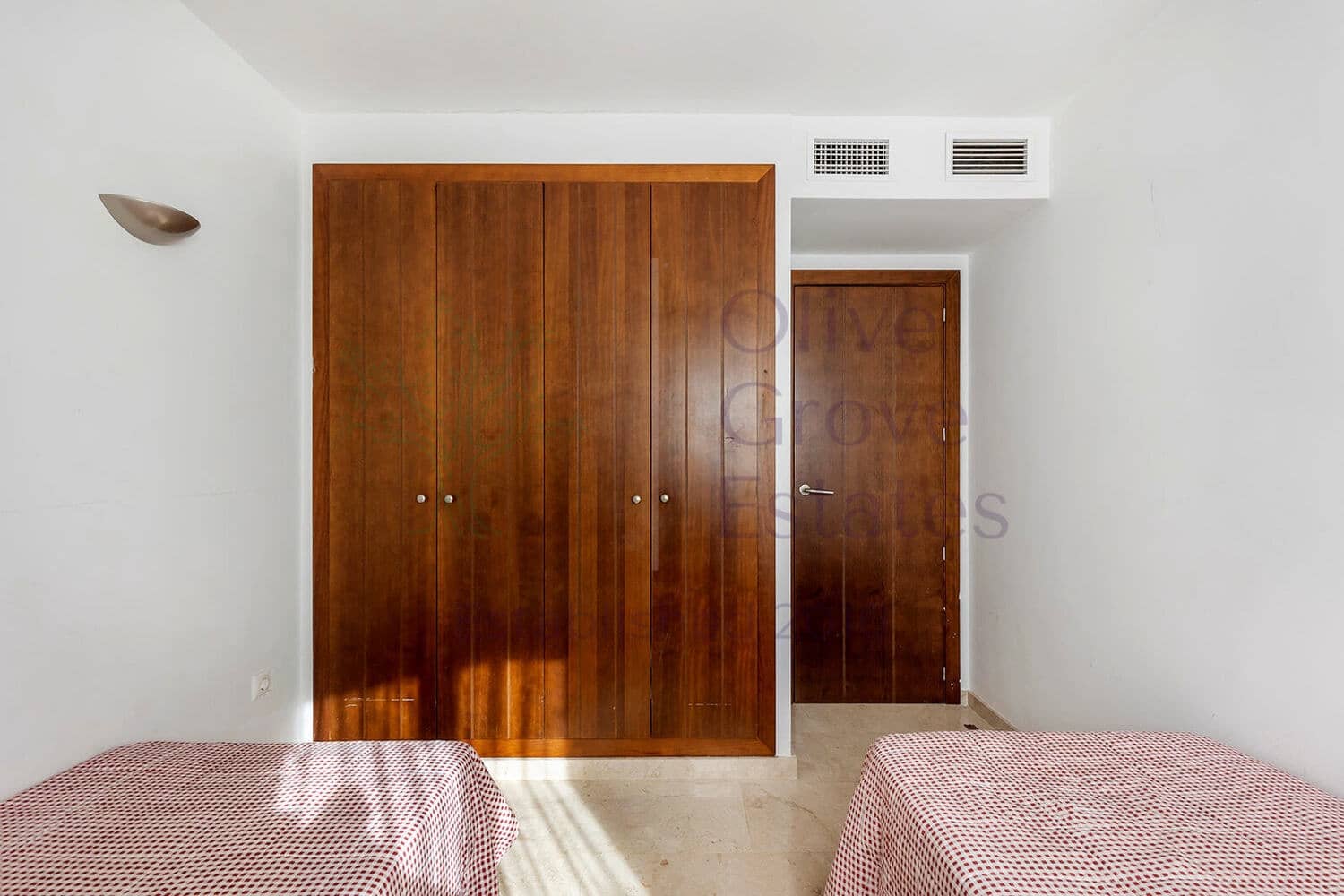 2 bedroom Apartment for sale in Torrevieja - € 249,950 (Ref: 8772717)