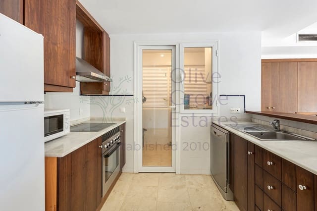 2 bedroom Apartment for sale in Torrevieja - € 249,950 (Ref: 8772717)