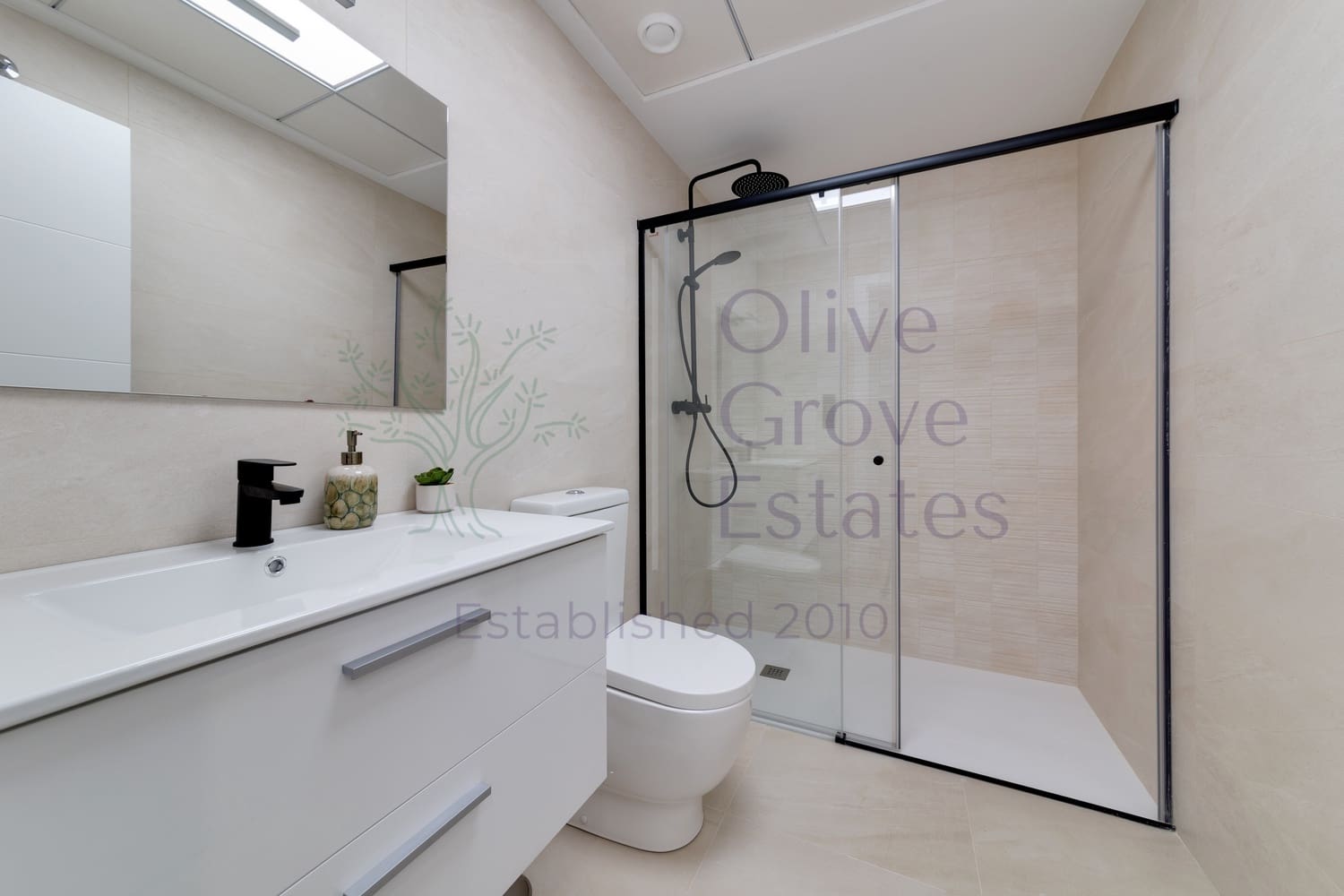 2 soverom Leilighet til salgs i Torrevieja - € 242 000 (Ref: 8806885)