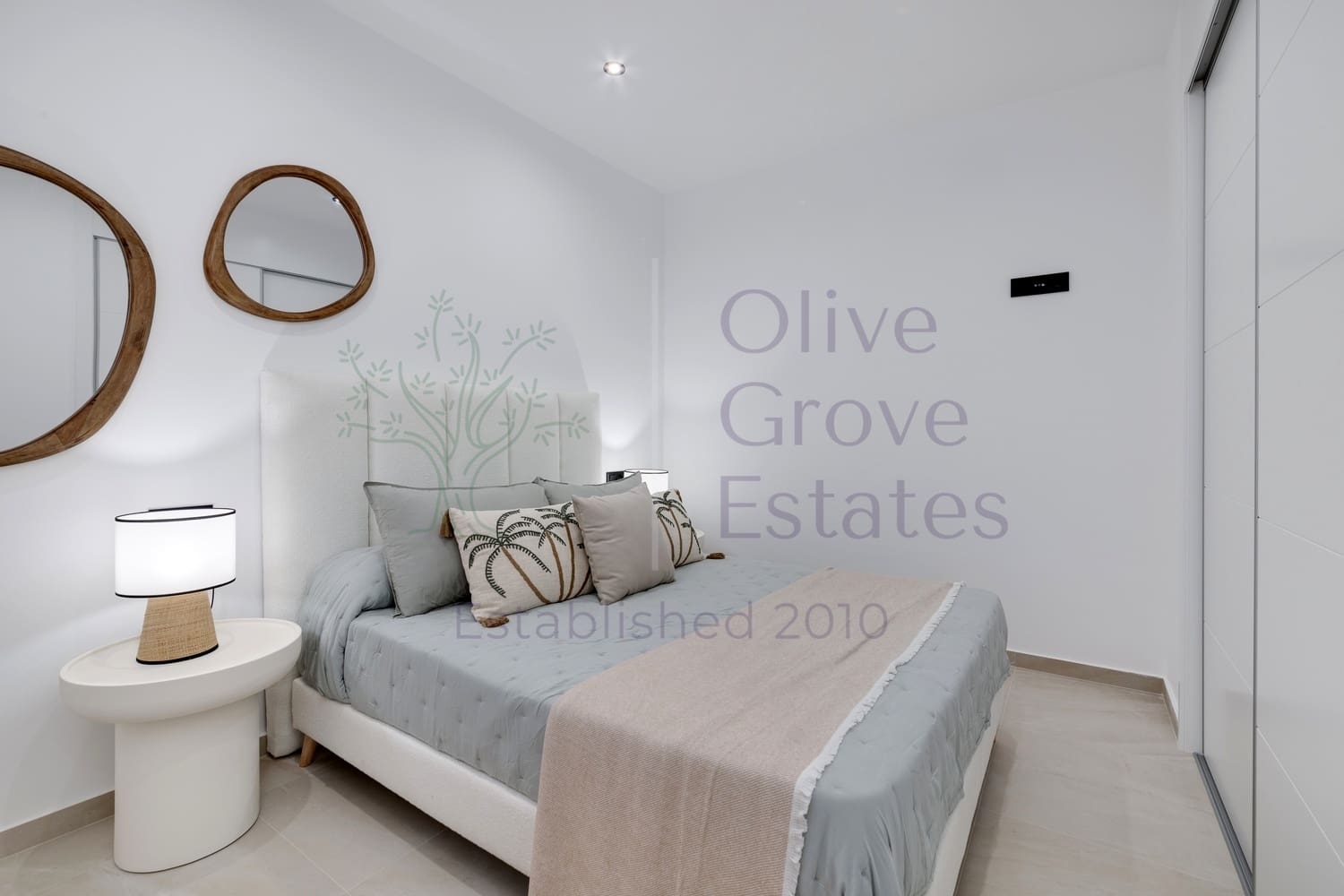 2 soverom Leilighet til salgs i Torrevieja - € 242 000 (Ref: 8806885)