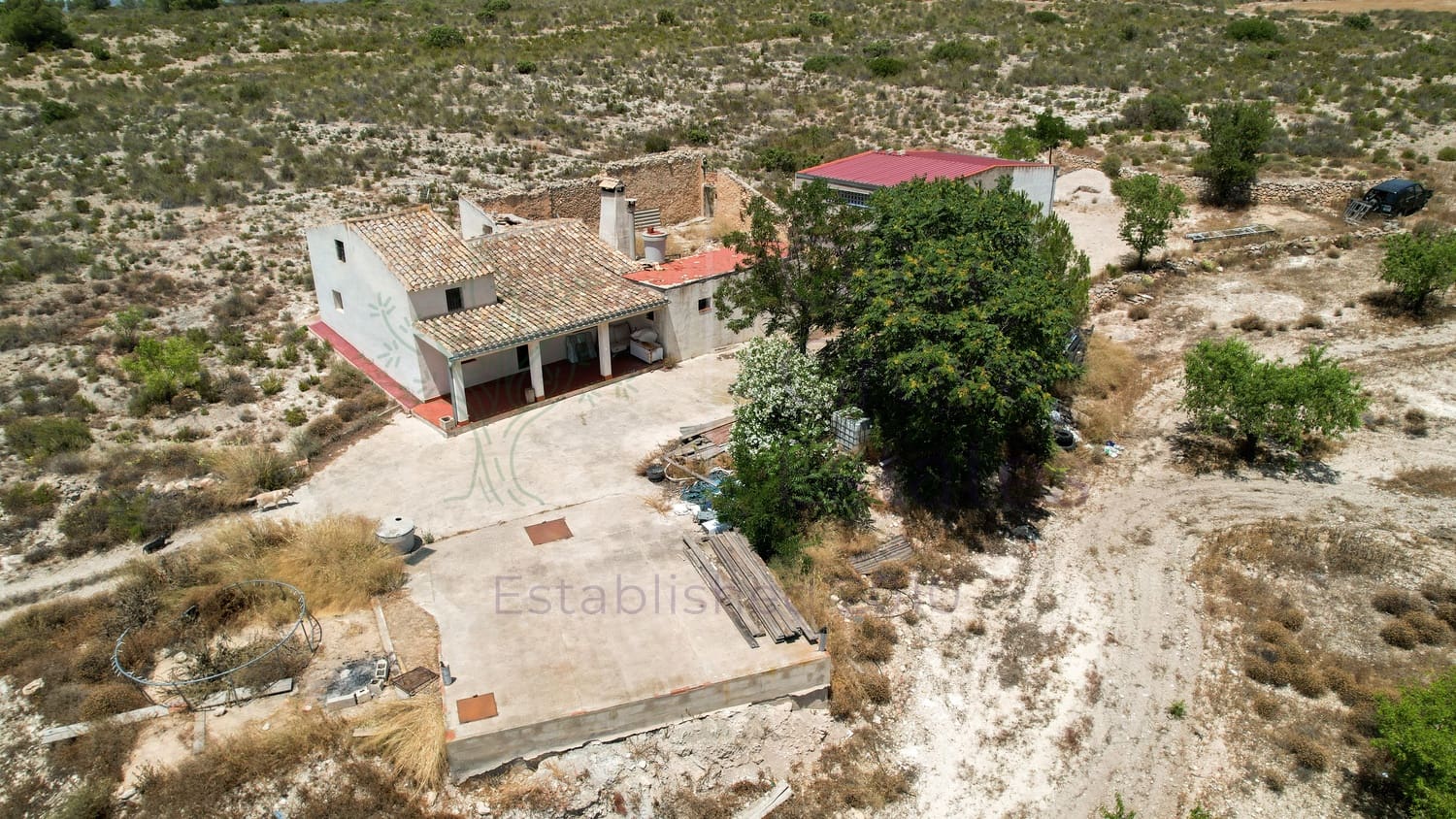 Finca/Casa Rural de 4 habitaciones en Caudete en venta con garaje - 144.950 € (Ref: 8820690)