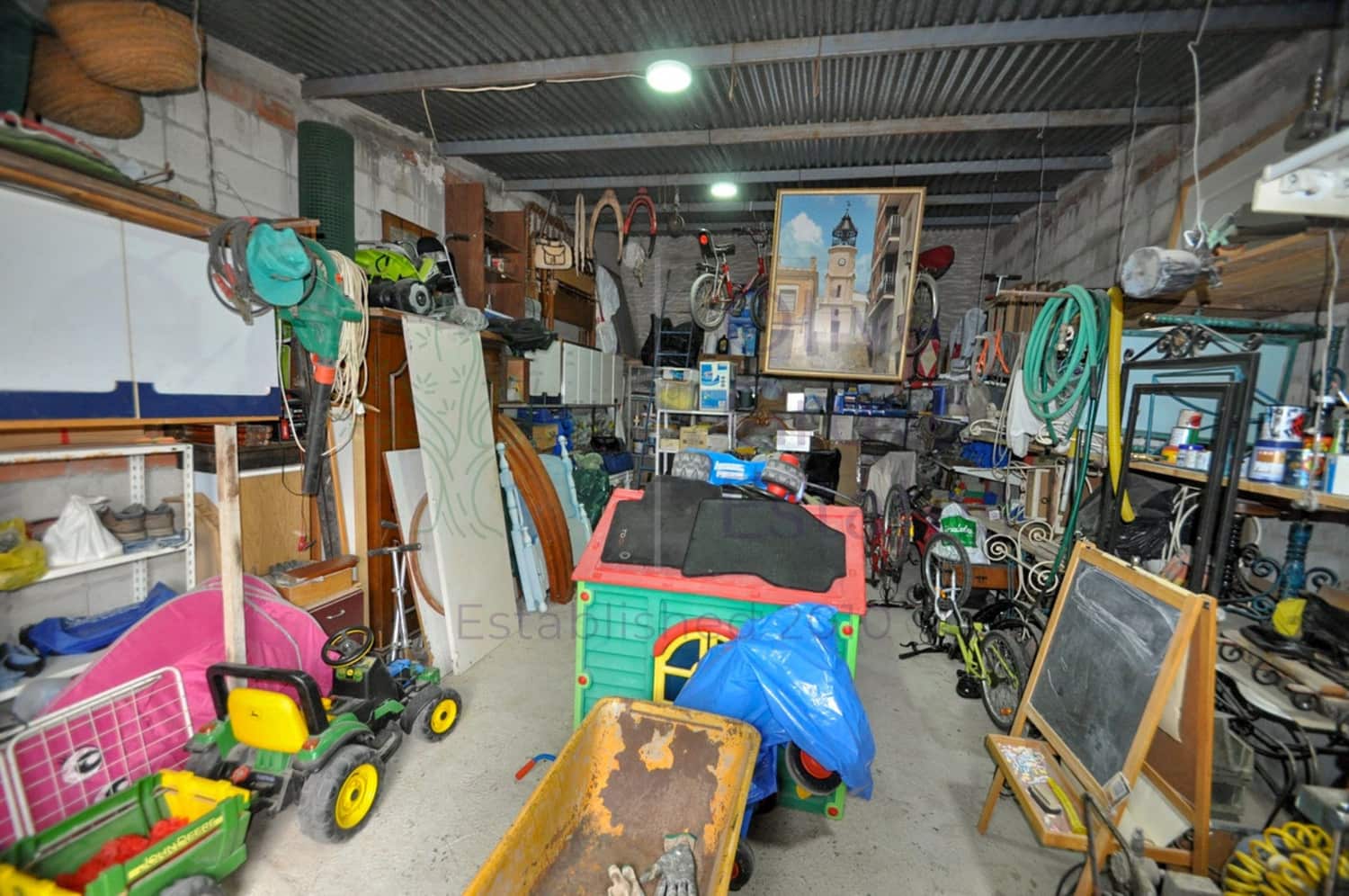 4 soveværelse Hulehus til salg i Pinoso - € 188.500 (Ref: 8828895)