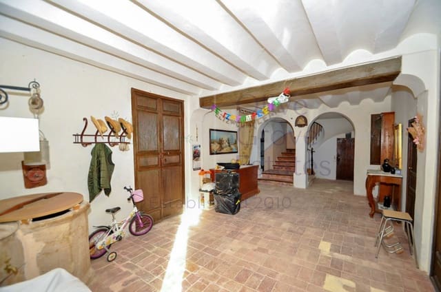 8 Zimmer Villa zu verkaufen in Pinoso - 199.950 € (Ref: 8828897)