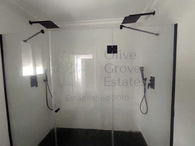 6 soverom Villa til salgs i Sax med svømmebasseng - € 459 000 (Ref: 8838054)