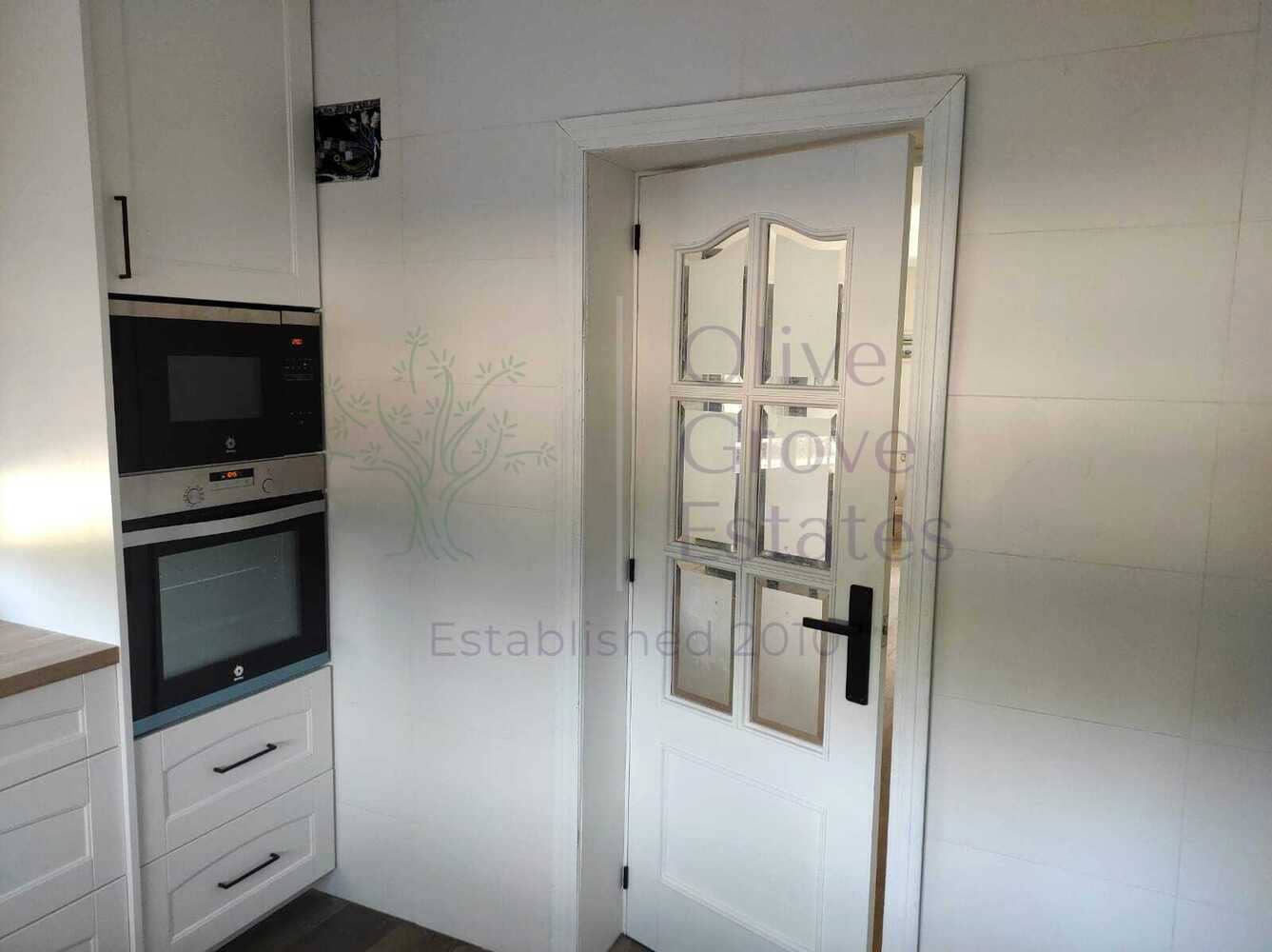 6 sypialnia Willa na sprzedaż w Sax z basenem - 459 000 € (Ref: 8838054)