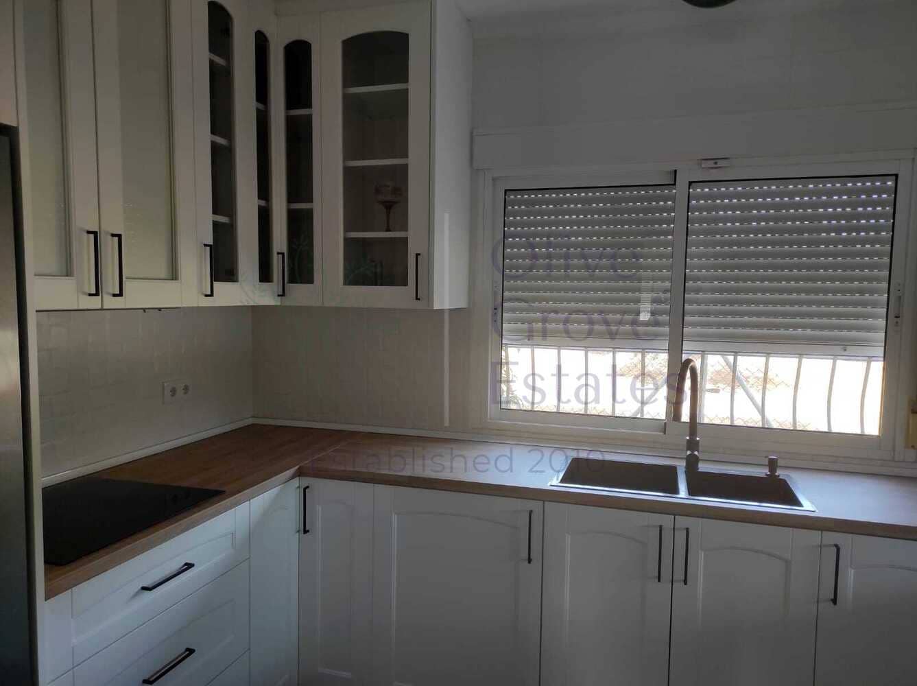 6 sypialnia Willa na sprzedaż w Sax z basenem - 459 000 € (Ref: 8838054)