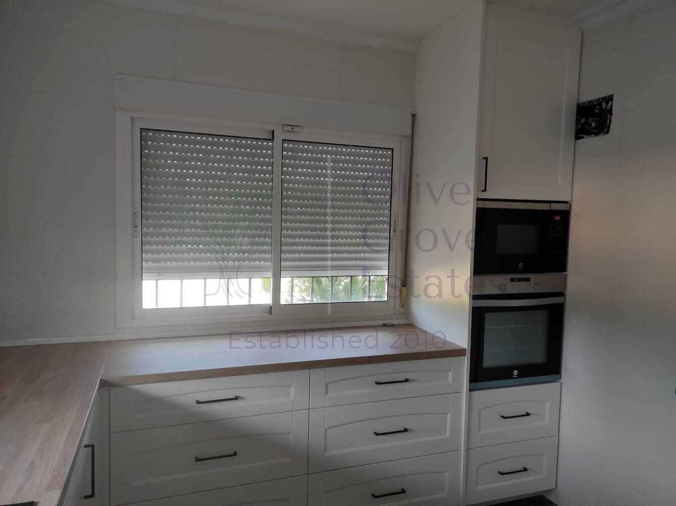 6 sypialnia Willa na sprzedaż w Sax z basenem - 459 000 € (Ref: 8838054)