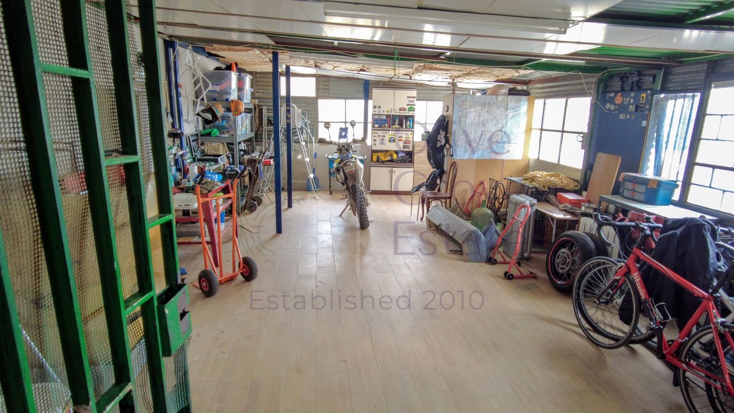 6 bedroom Villa for sale in Monovar / Monover - € 259,950 (Ref: 8840287)