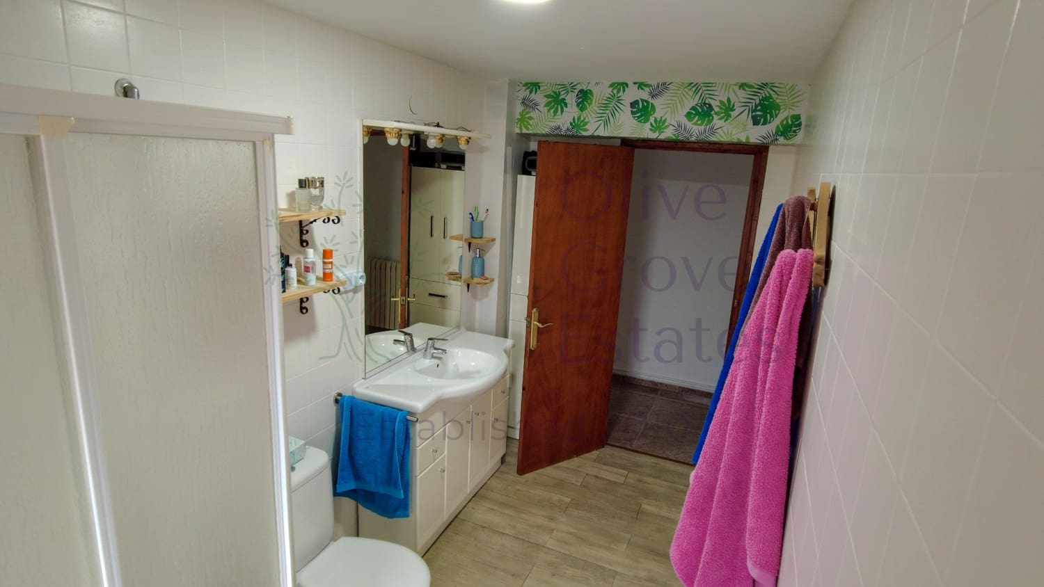 6 bedroom Villa for sale in Monovar / Monover - € 259,950 (Ref: 8840287)