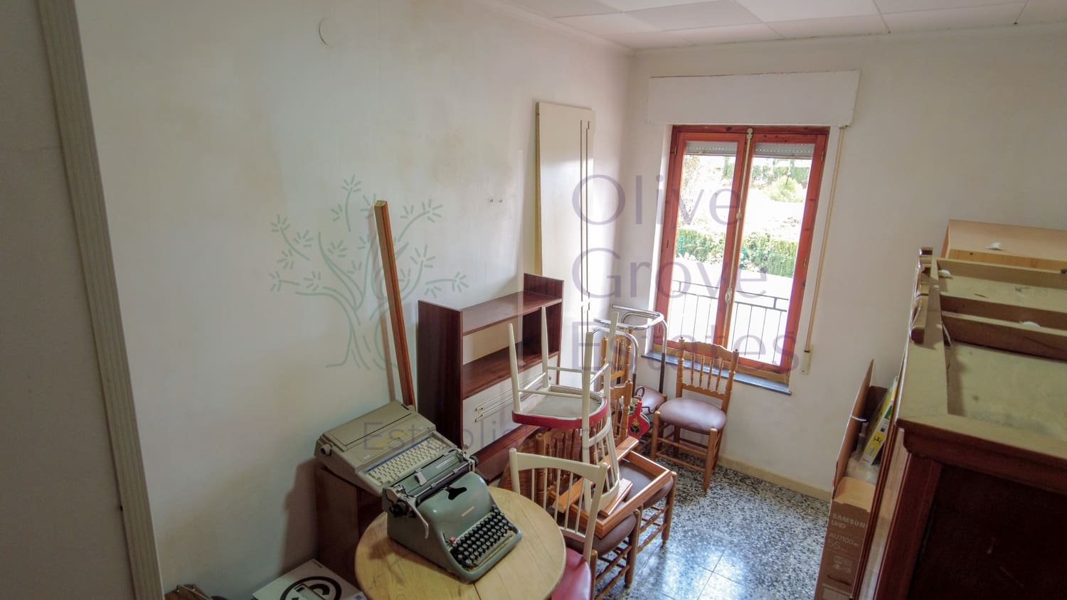 6 bedroom Villa for sale in Monovar / Monover - € 259,950 (Ref: 8840287)