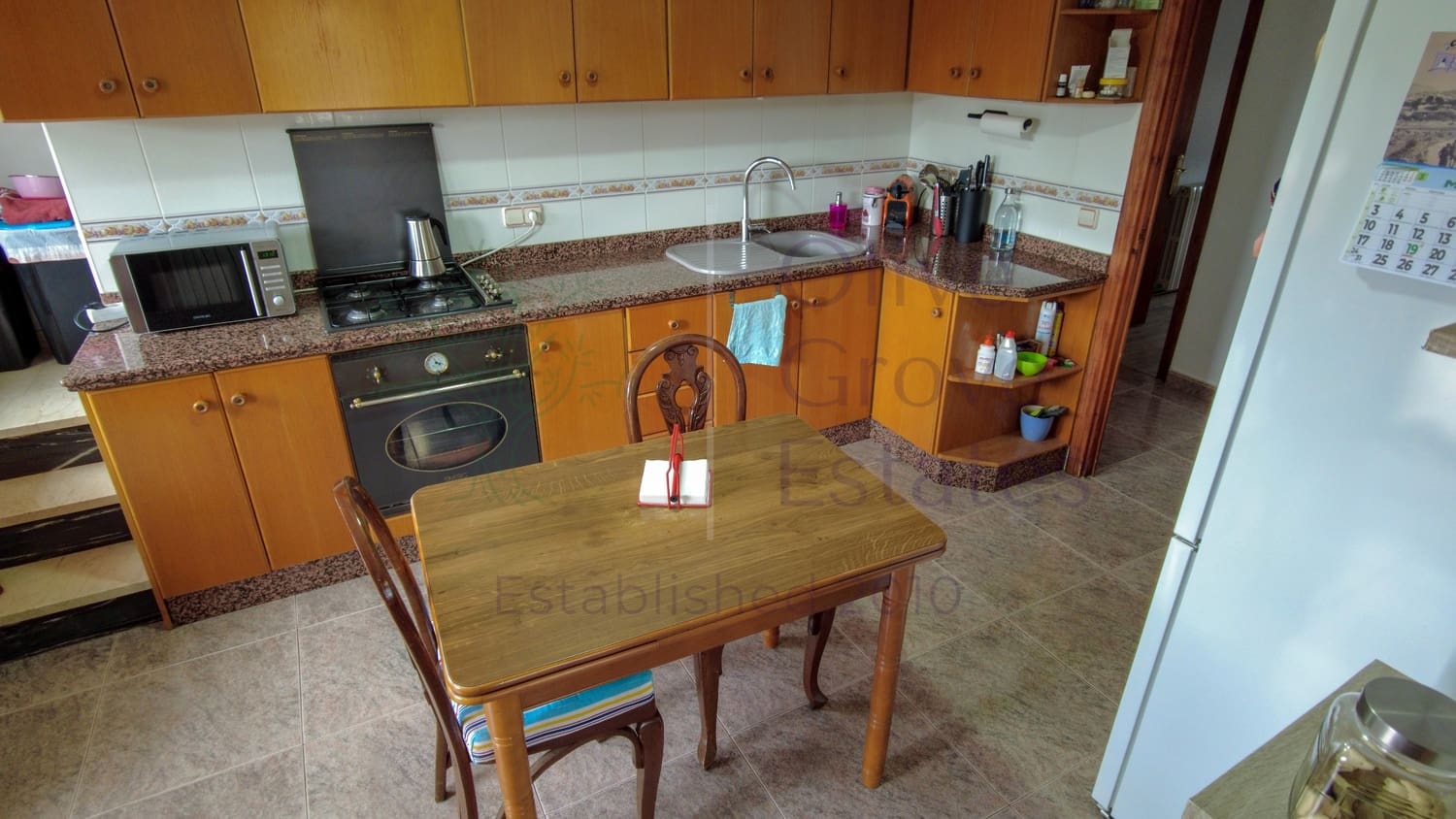 6 bedroom Villa for sale in Monovar / Monover - € 259,950 (Ref: 8840287)