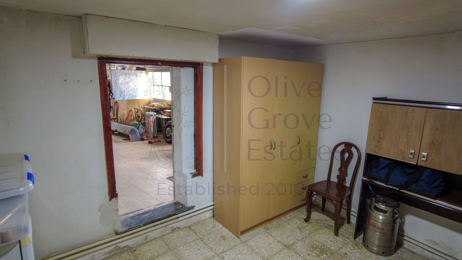 6 bedroom Villa for sale in Monovar / Monover - € 259,950 (Ref: 8840287)