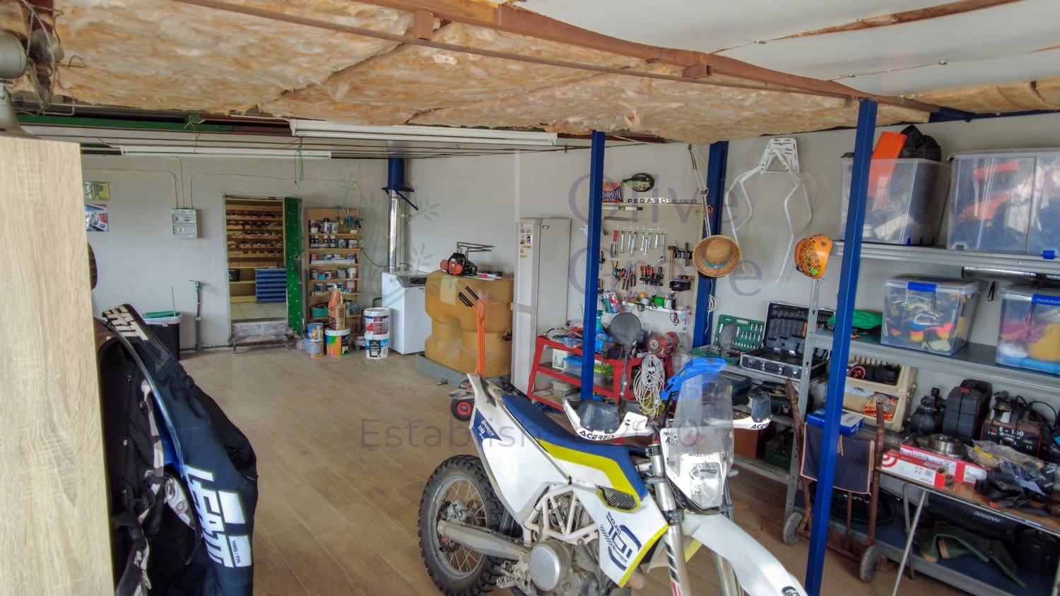 6 bedroom Villa for sale in Monovar / Monover - € 259,950 (Ref: 8840287)