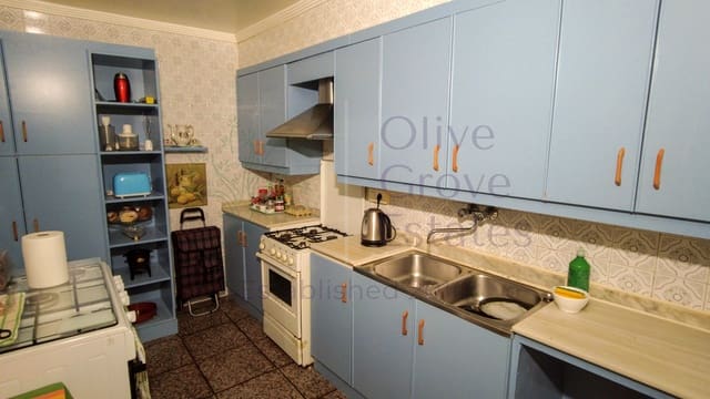 3 bedroom Townhouse for sale in Caudete with garage - € 67,890 (Ref: 8855941)