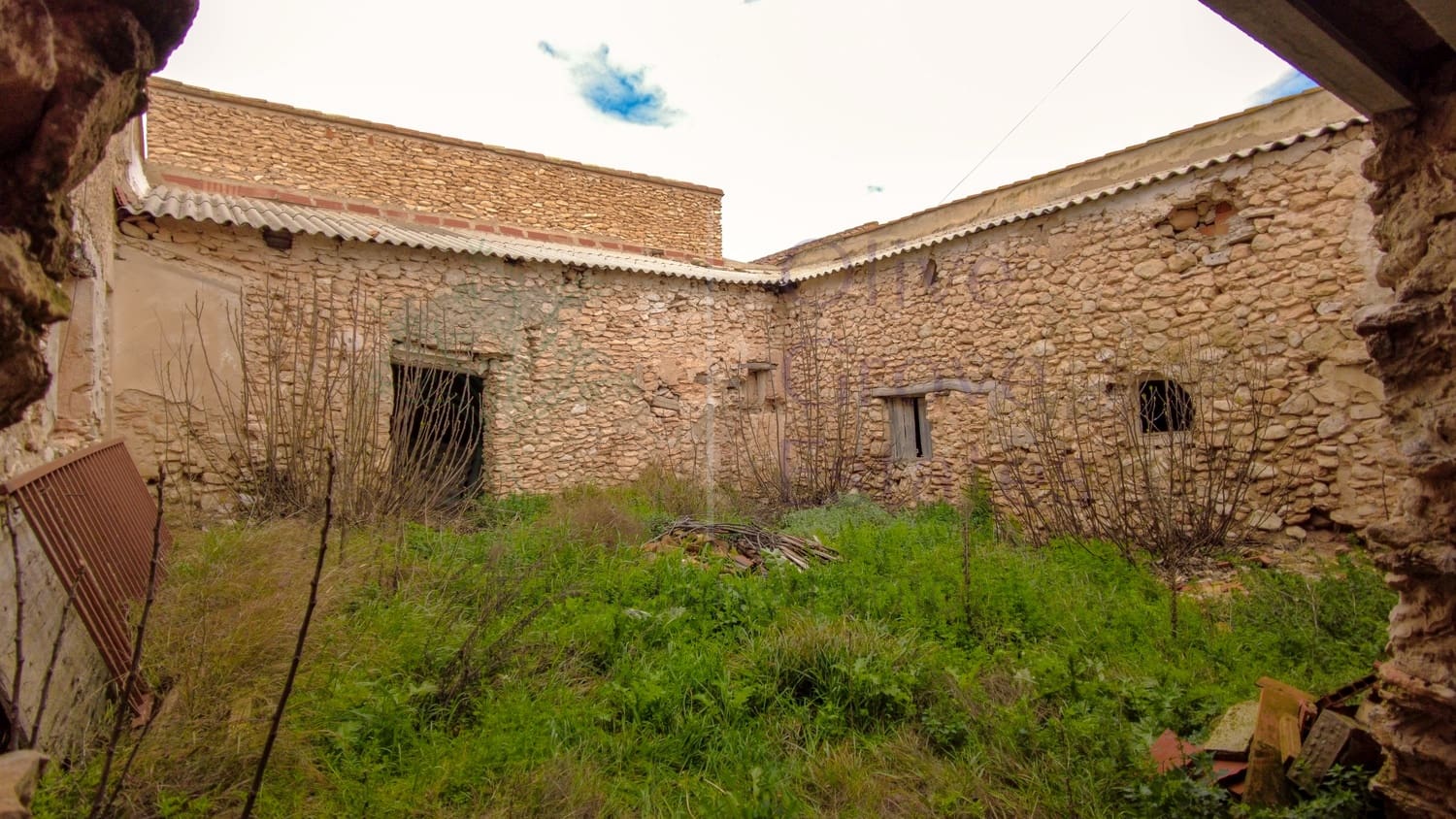 3 soverom Finca/Herregård til salgs i Villena - € 137 500 (Ref: 8868558)