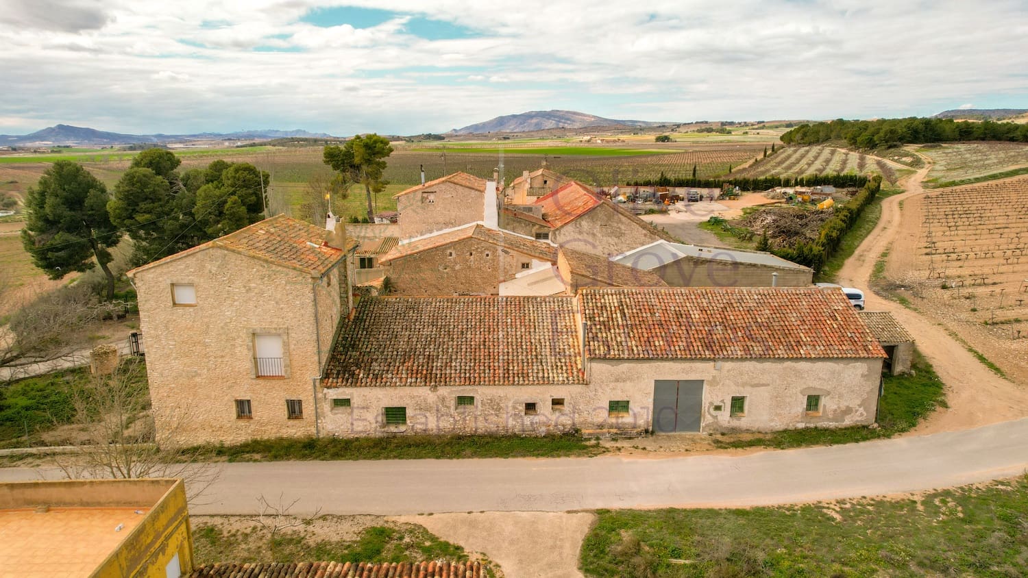 3 soverom Finca/Herregård til salgs i Villena - € 137 500 (Ref: 8868558)