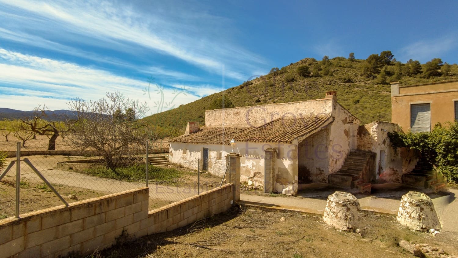 10 soveværelse Finca/Landehus til salg i Villena - € 179.995 (Ref: 8888961)