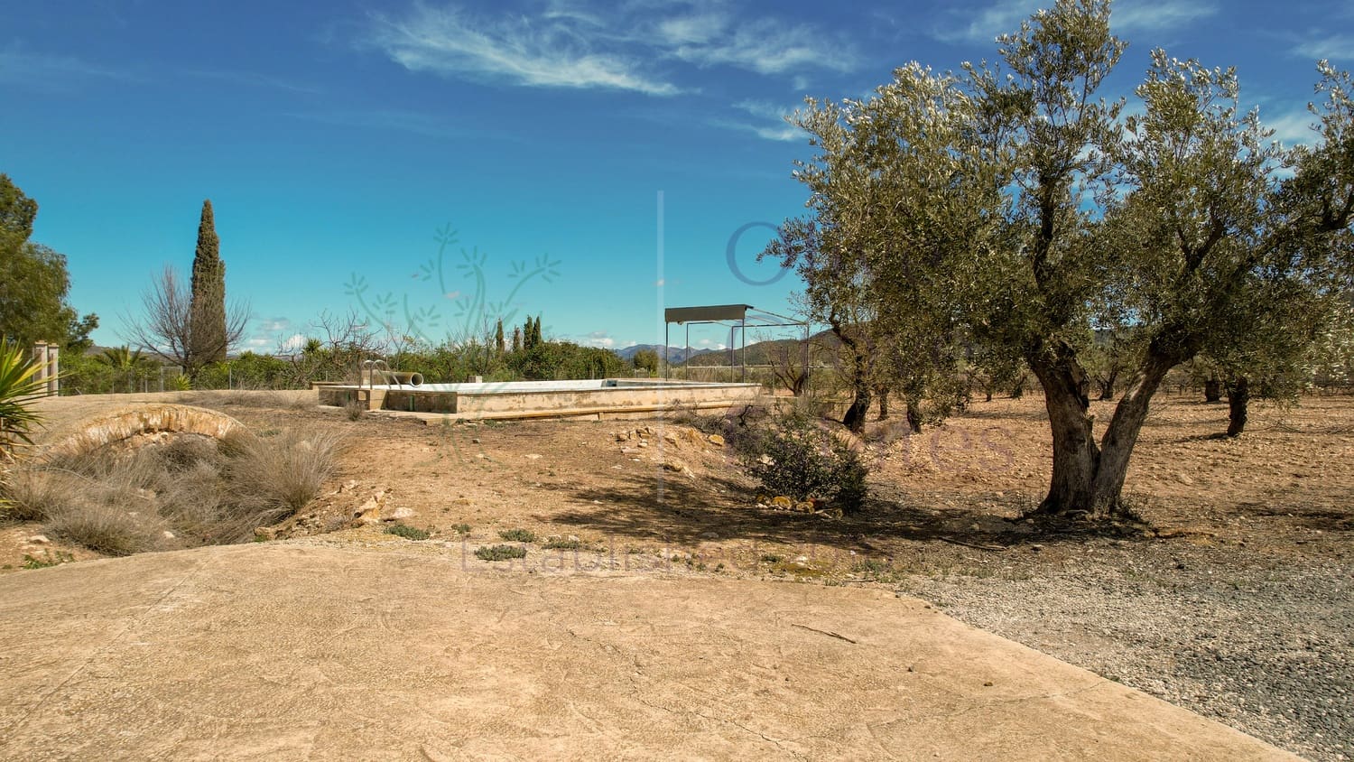 10 soveværelse Finca/Landehus til salg i Villena - € 179.995 (Ref: 8888961)