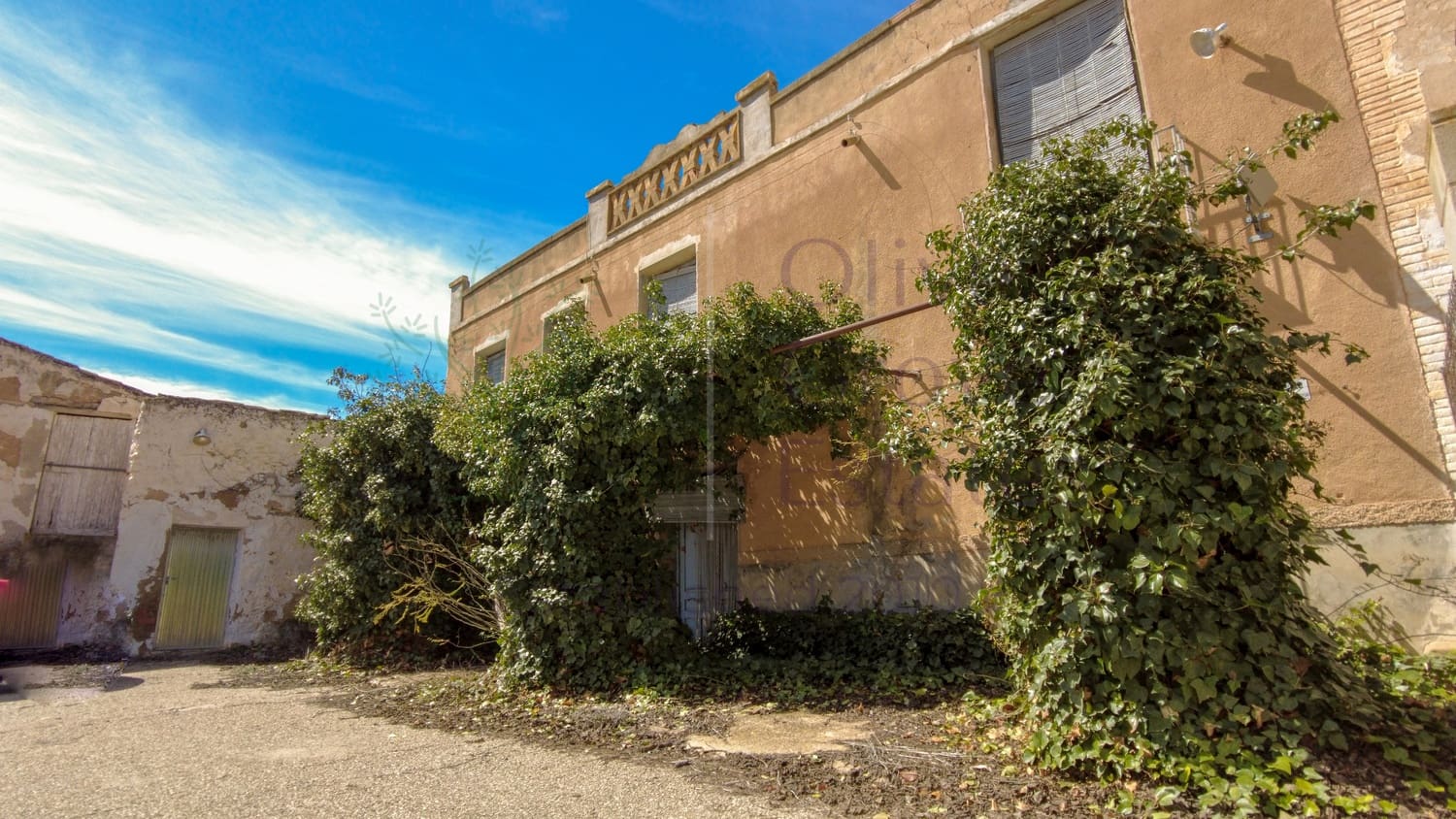 10 soveværelse Finca/Landehus til salg i Villena - € 179.995 (Ref: 8888961)