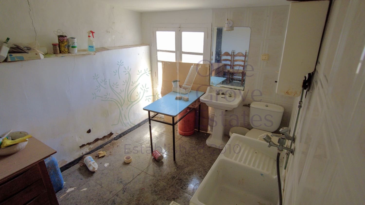 10 soveværelse Finca/Landehus til salg i Villena - € 179.995 (Ref: 8888961)