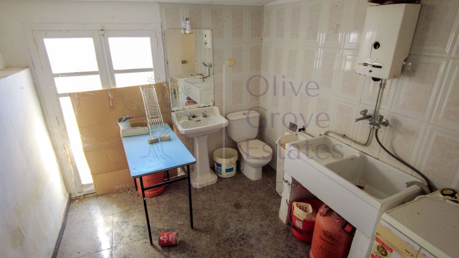 10 soveværelse Finca/Landehus til salg i Villena - € 179.995 (Ref: 8888961)