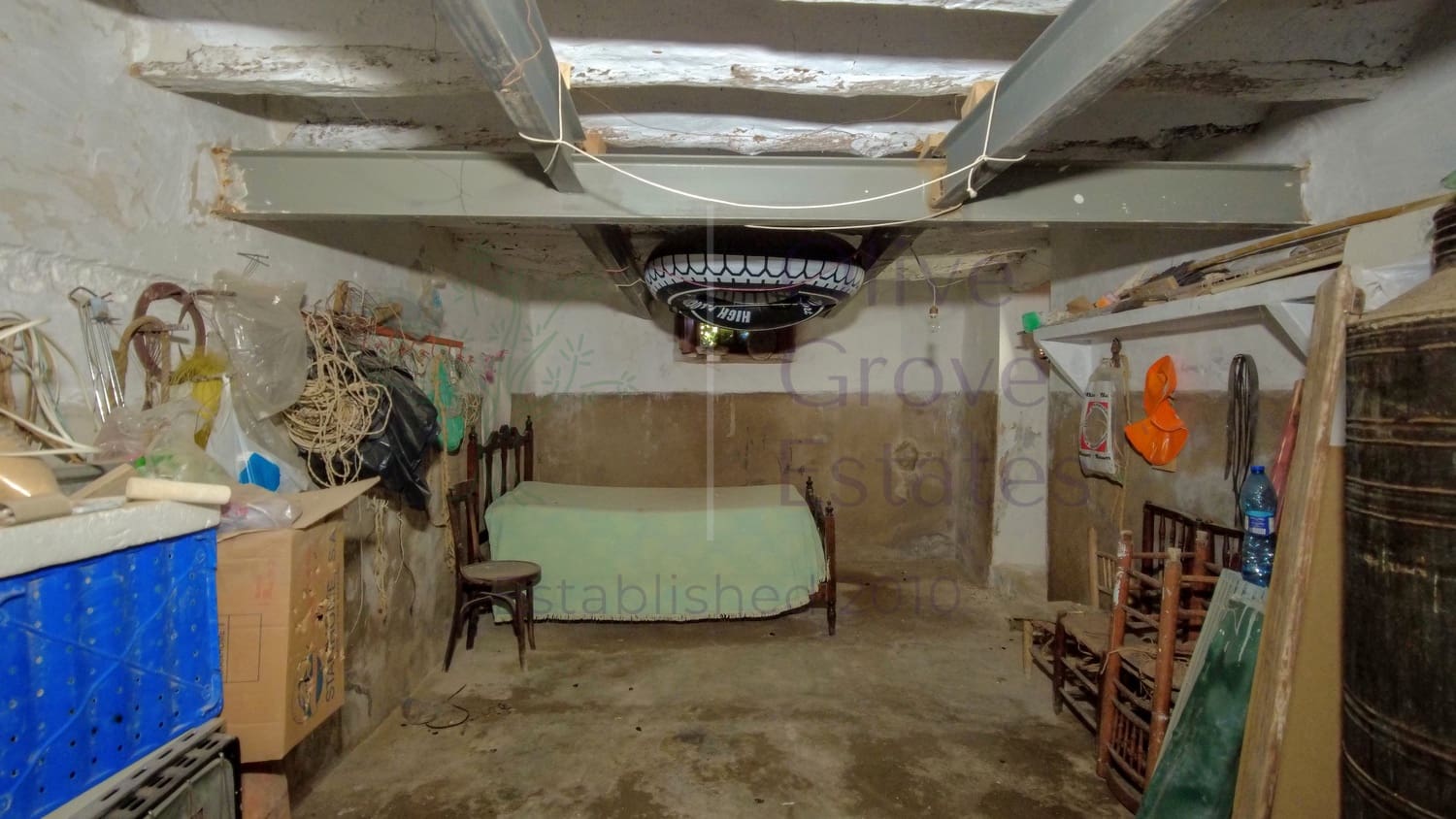 10 soveværelse Finca/Landehus til salg i Villena - € 179.995 (Ref: 8888961)