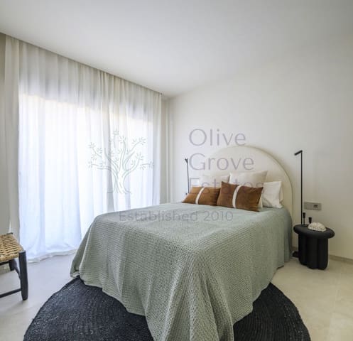 3 quarto Apartamento para venda em Dehesa de Campoamor, Orihuela - 550 000 € (Ref: 8893444)