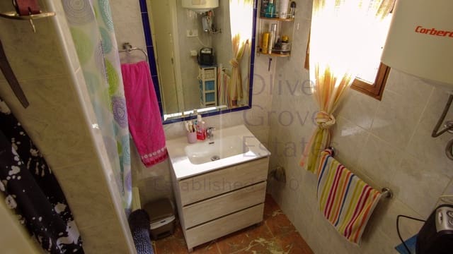 3 slaapkamer Finca/Landhuis te koop in Caudete - € 159.950 (Ref: 8895798)