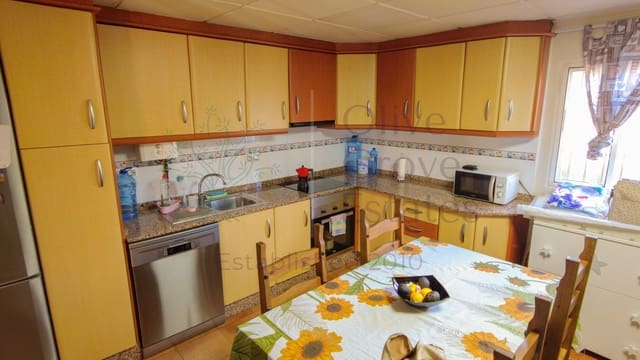 3 slaapkamer Finca/Landhuis te koop in Caudete - € 159.950 (Ref: 8895798)