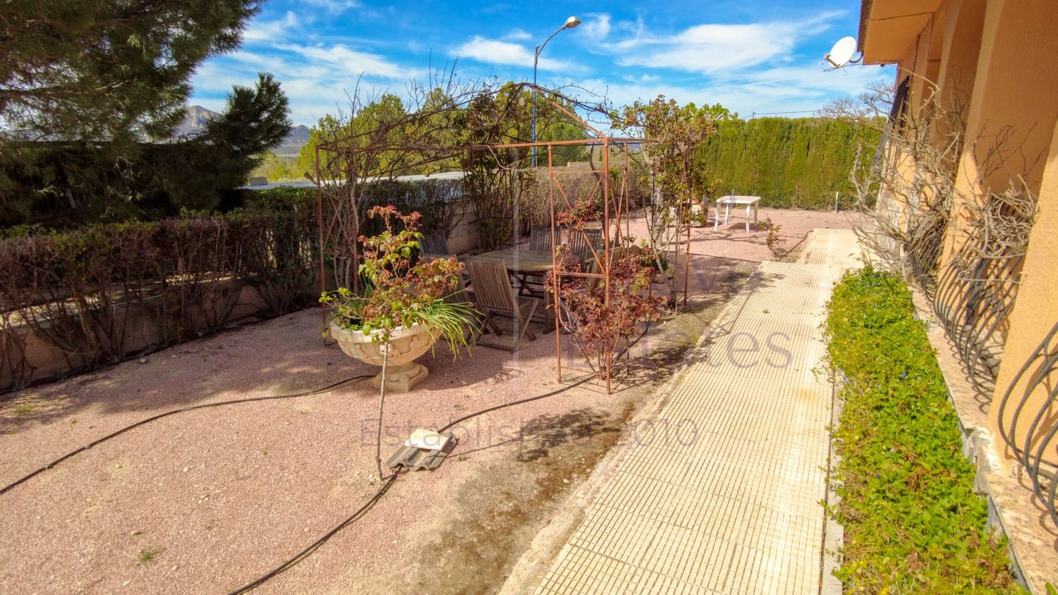 3 soveværelse Finca/Landehus til salg i Sax - € 249.925 (Ref: 8906934)