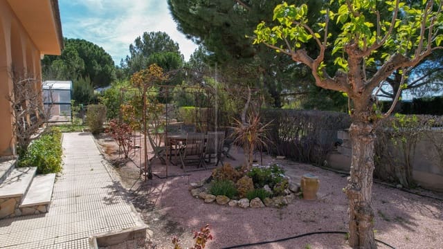 3 bedroom Finca/Country House for sale in Sax - € 249,925 (Ref: 8906934)