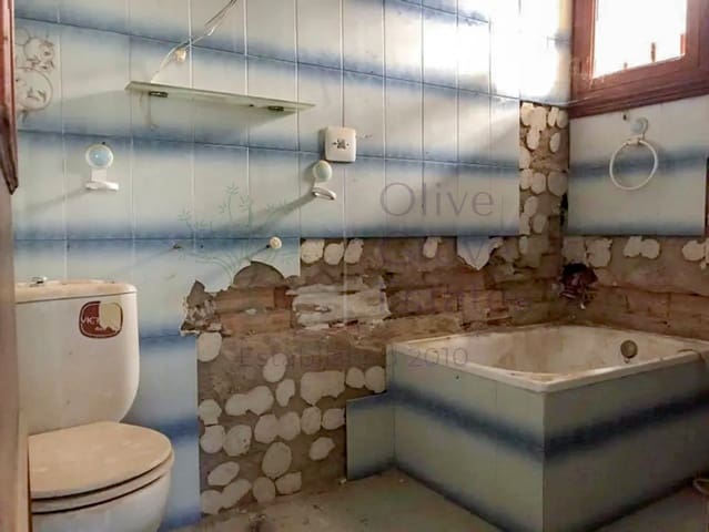 7 soveværelse Finca/Landehus til salg i Salinas - € 119.995 (Ref: 8910688)