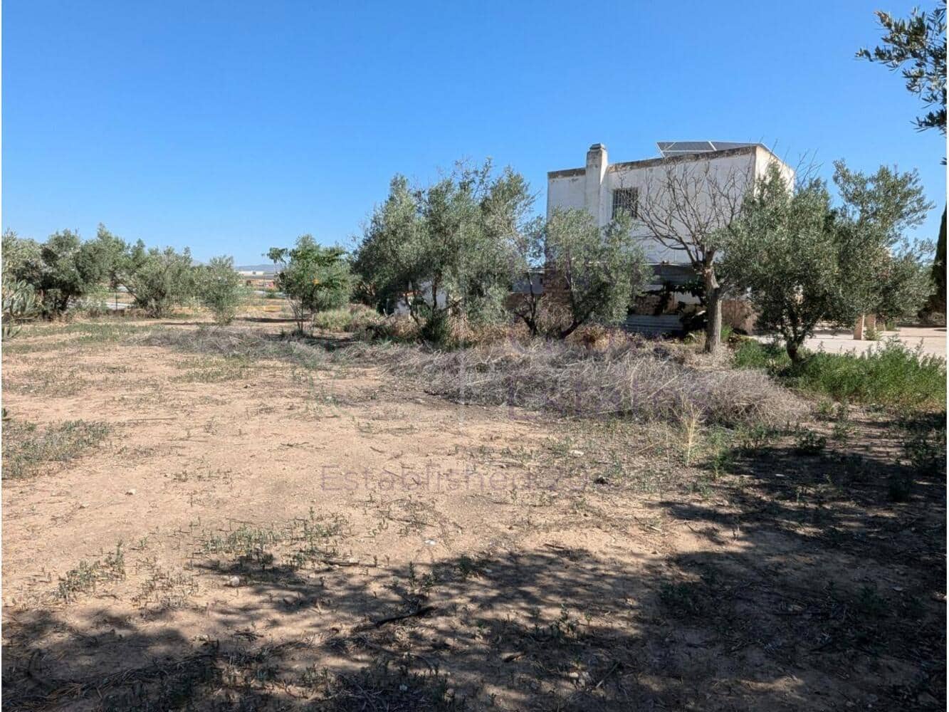 4 bedroom Finca/Country House for sale in Caudete - € 74,950 (Ref: 8914531)