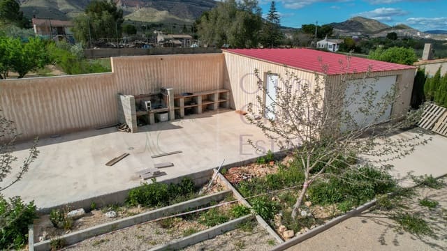 4 bedroom Villa for sale in Caudete - € 209,995 (Ref: 8916321)