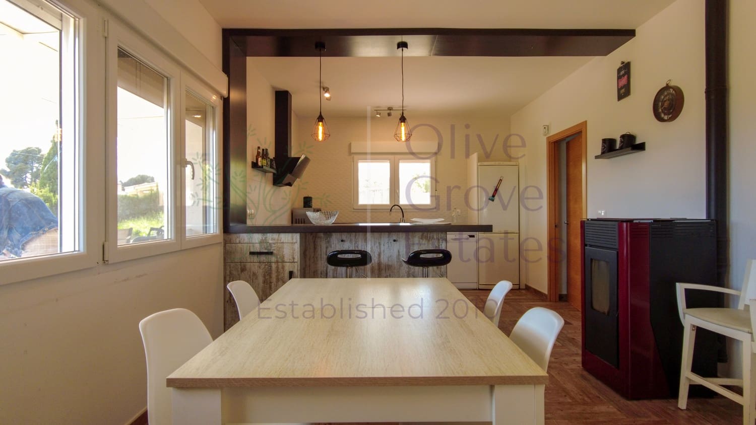 4 slaapkamer Villa te koop in Caudete - € 209.995 (Ref: 8916321)