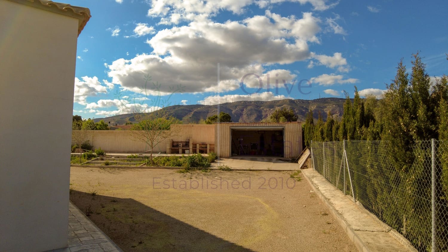 4 slaapkamer Villa te koop in Caudete - € 209.995 (Ref: 8916321)