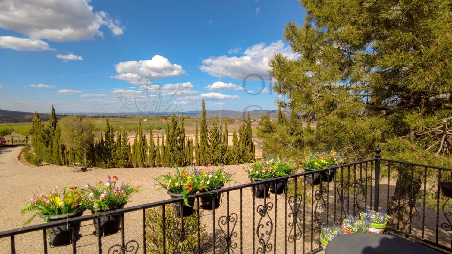 2 Zimmer Villa zu verkaufen in Zarra - 365.000 € (Ref: 8917483)