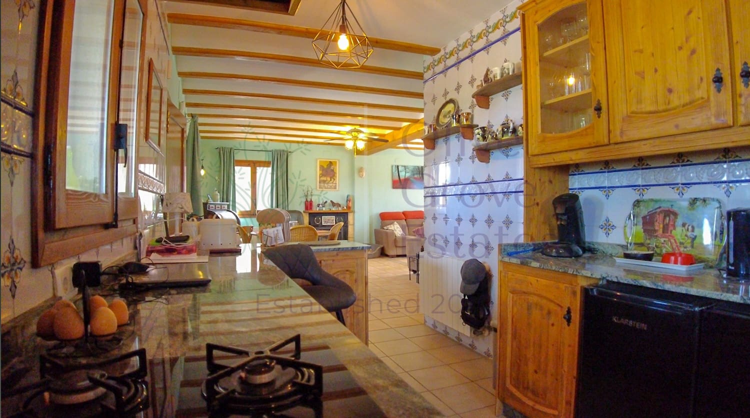 2 Zimmer Villa zu verkaufen in Zarra - 365.000 € (Ref: 8917483)